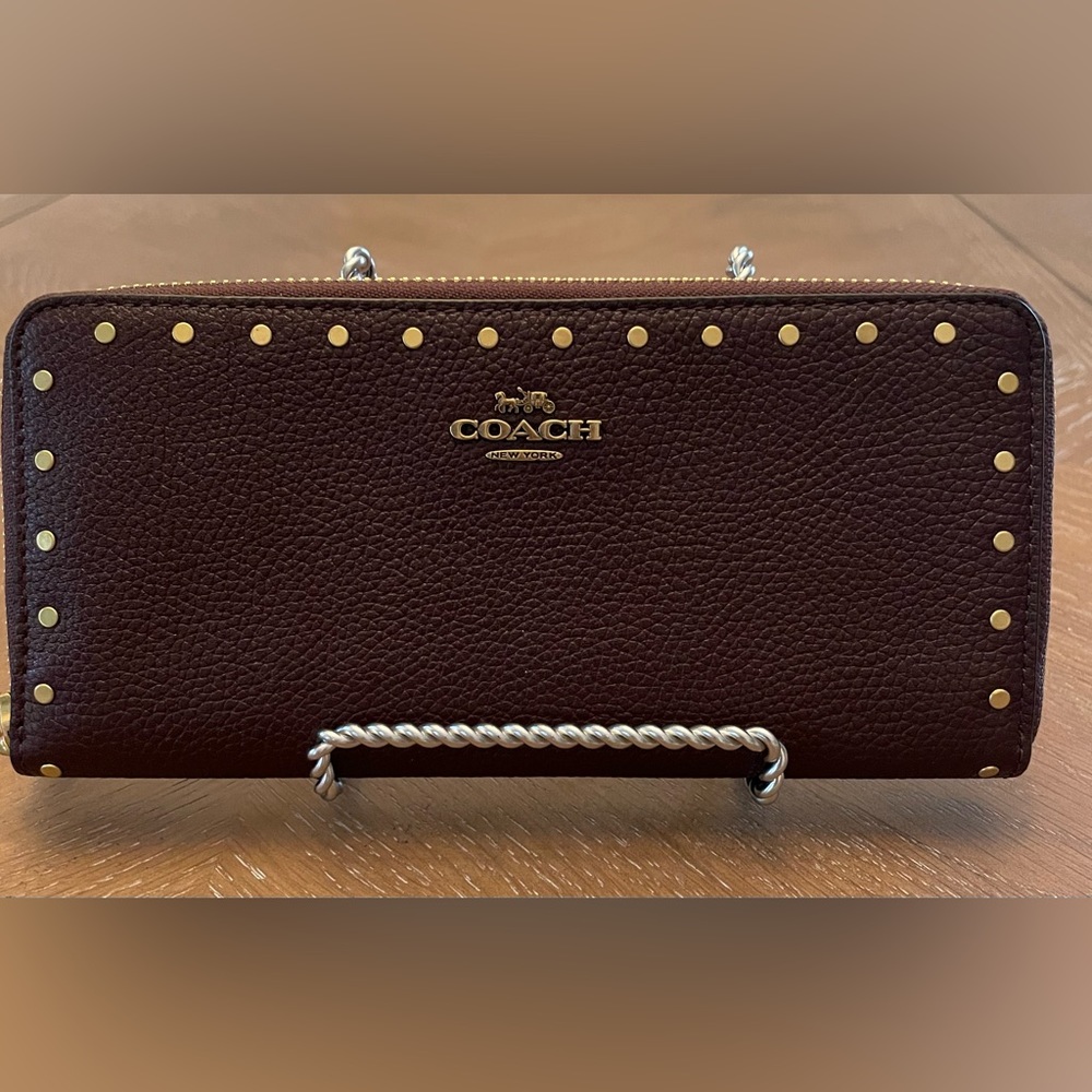 Coach Zippered Wrap Around wallet